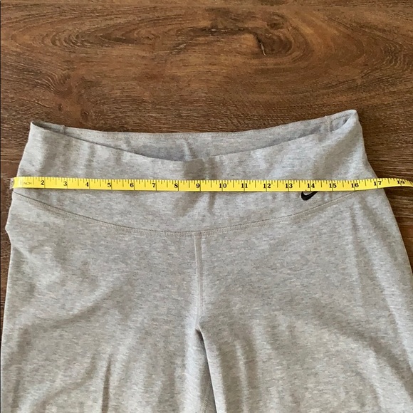 Nike capri’s - Picture 4 of 5